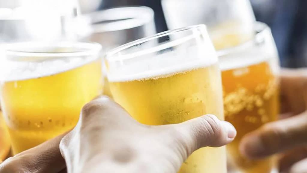 El mito de las "gafas de cerveza": ¿Realidad o ficción?
