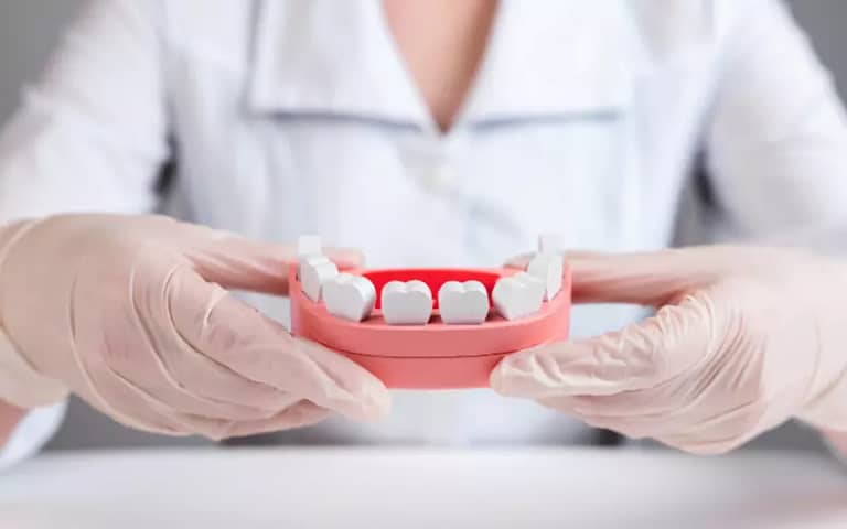 dientes sanos y las costumbres que pueden perjudicar tu salud dental